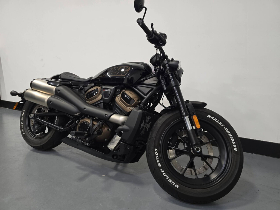 2022 Harley-Davidson Sportster - image 2