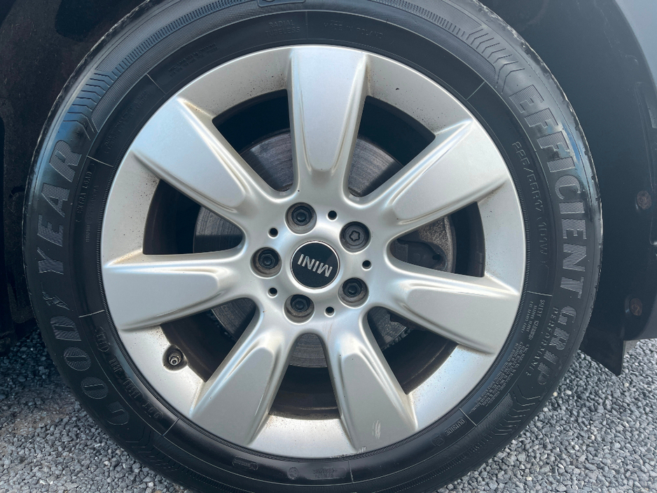 2021 MINI Countryman - image 5