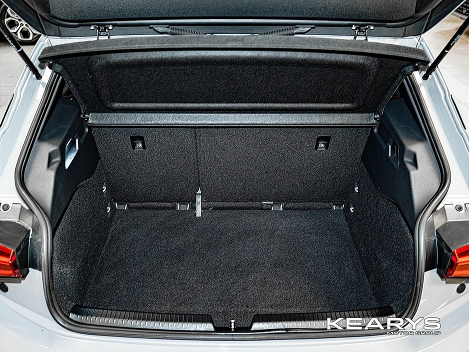 2022 Cupra Born - image 27