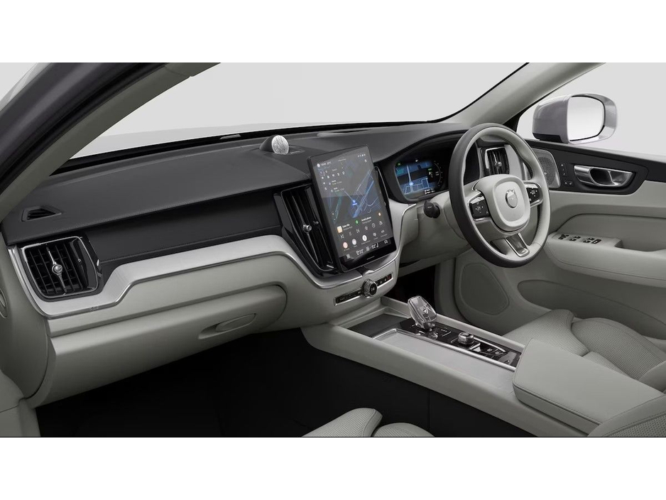 2026 Volvo XC60 - image 14