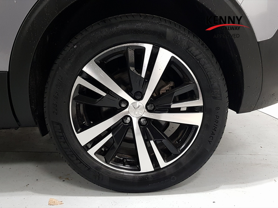 2024 Peugeot 5008 - image 15