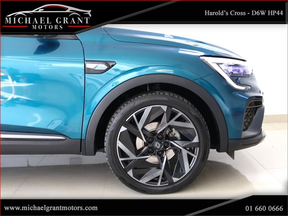 2024 Renault Arkana - image 9