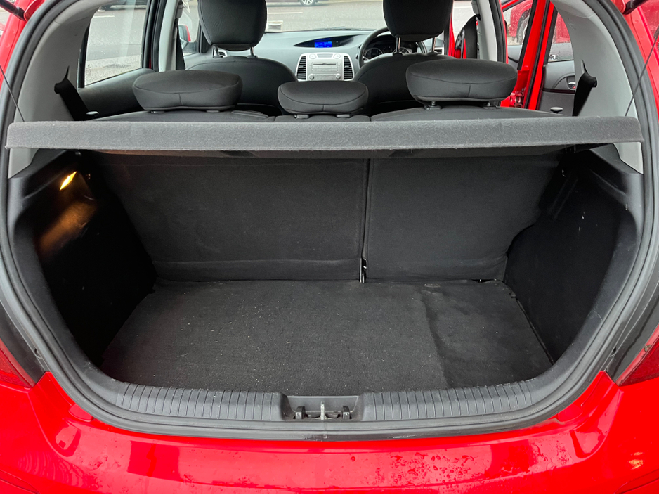 2012 Hyundai i20 COMFORT 76BHP 5DR €4,500