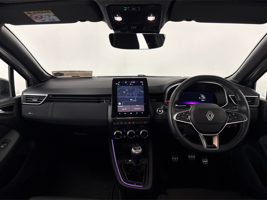 2025 Renault Clio ESPRIT ALPINE TCE90**HEATED MULTIFUNCTIONAL STEERING WHEEL**HEATED HALF LEATHER SPORT SEATS**DIGITAL DASH**TOUCH SCREEN APPLE CAR PLAY**DRIVE MODES**17" BLACK ALLOYS**ISOFIX**FINANCE AVAILABLE