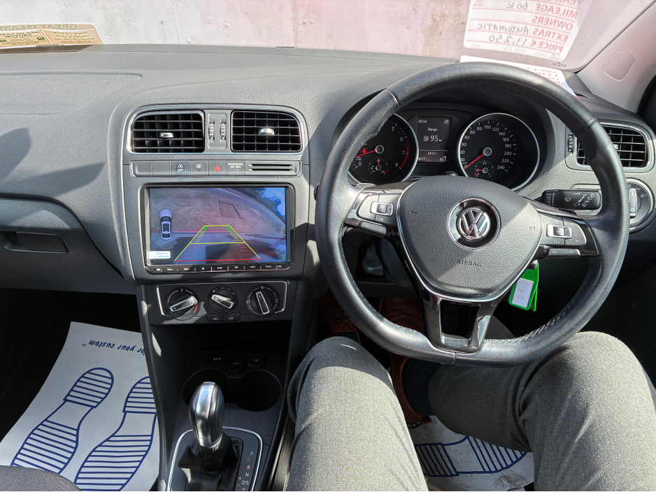 2014 Volkswagen Polo - image 16