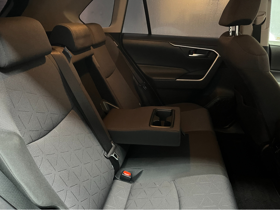 2020 Toyota Rav4 €29950! 2020 TOYOTA RAV4 HYBRID X 2.5 AUTOMATIC / CRUISE CONTROL / REVERSE CAMERA AND MORE €29,950