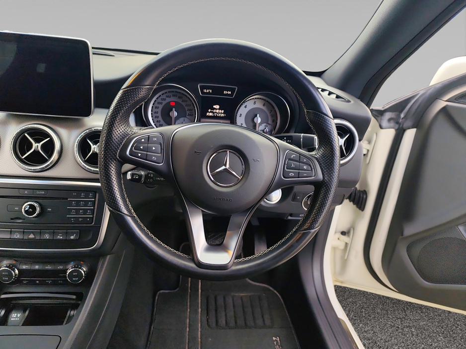 2015 Mercedes-Benz CLA Class - image 14