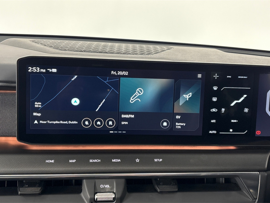 2023 Kia EV9 GT LINE 7 SEATER AWD**PANORAMIC ROOF**HEATED & COOLED LEATHER ELECTRIC SEATS**DRIVER MASSAGE SEAT**DIGITAL DASH**APPLE CAR PLAY MEDIA**REVERSE CAMERA**PARKING SENSORS**360 DEGREE CAMERAS**DRIVE MODES* €63,495