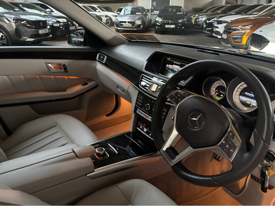 2016 Mercedes-Benz E Class - image 8