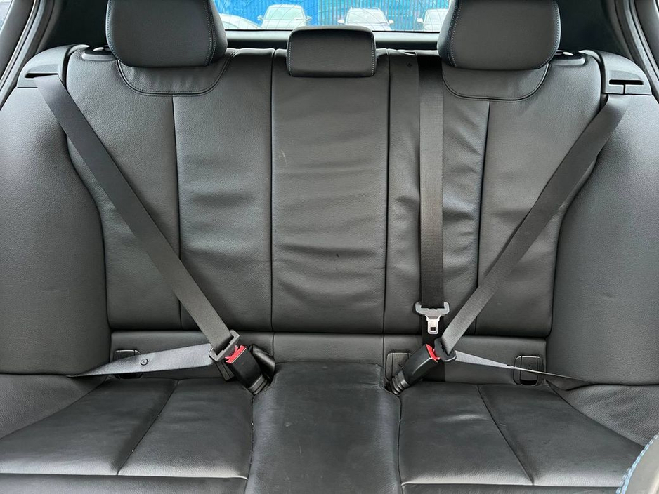 2019 BMW 1 Series - image 14