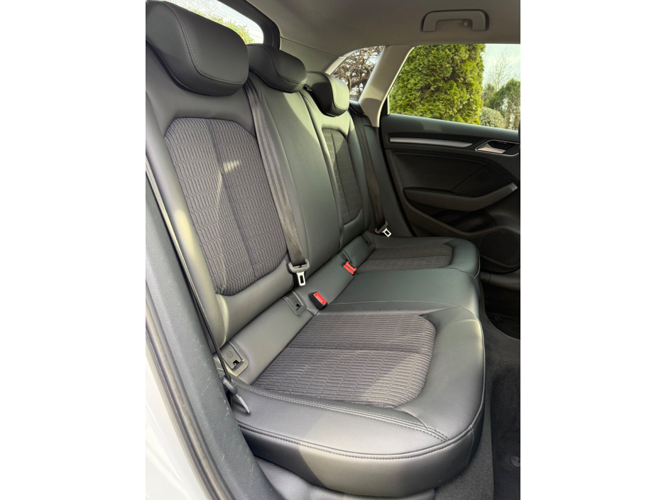 2016 Audi A3 - image 11