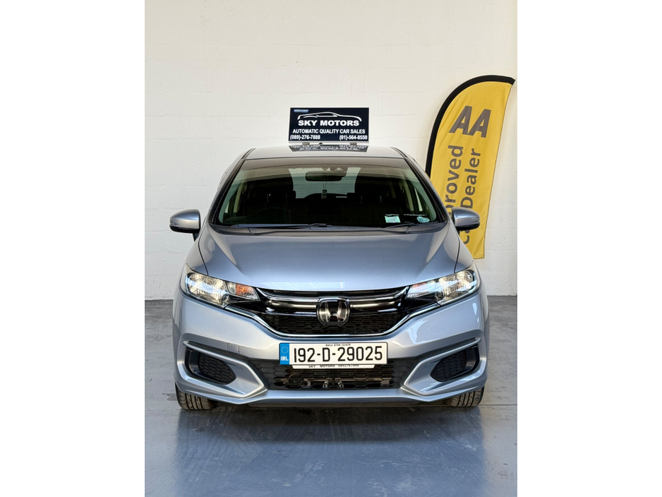 2019 Honda Fit - image 2