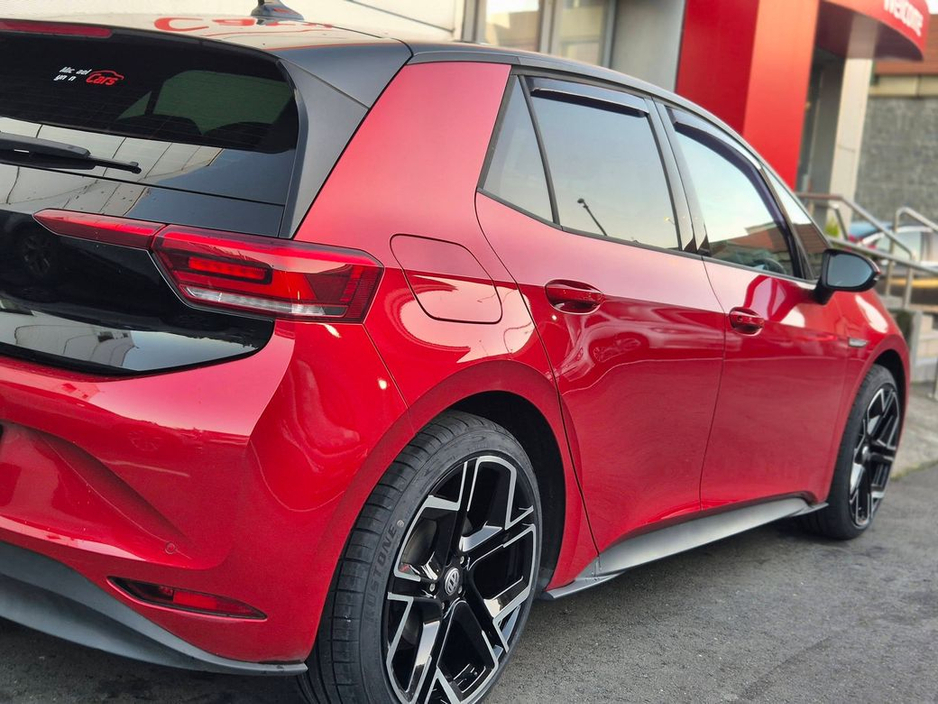 2022 Volkswagen ID.3 Pro 58KWH Life, 20” Alloys, Climate Control, Heated Seats, CarPlay - Trade in Price €20, 888. €20,999