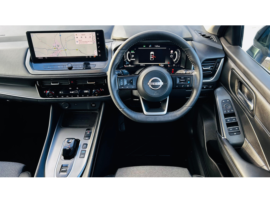 2025 Nissan Qashqai E-POWER SV PREMIUM 2T €42,995