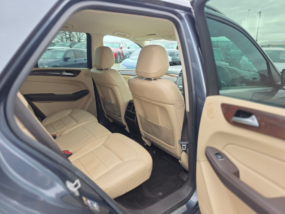 2016 Mercedes-Benz G Class - image 16