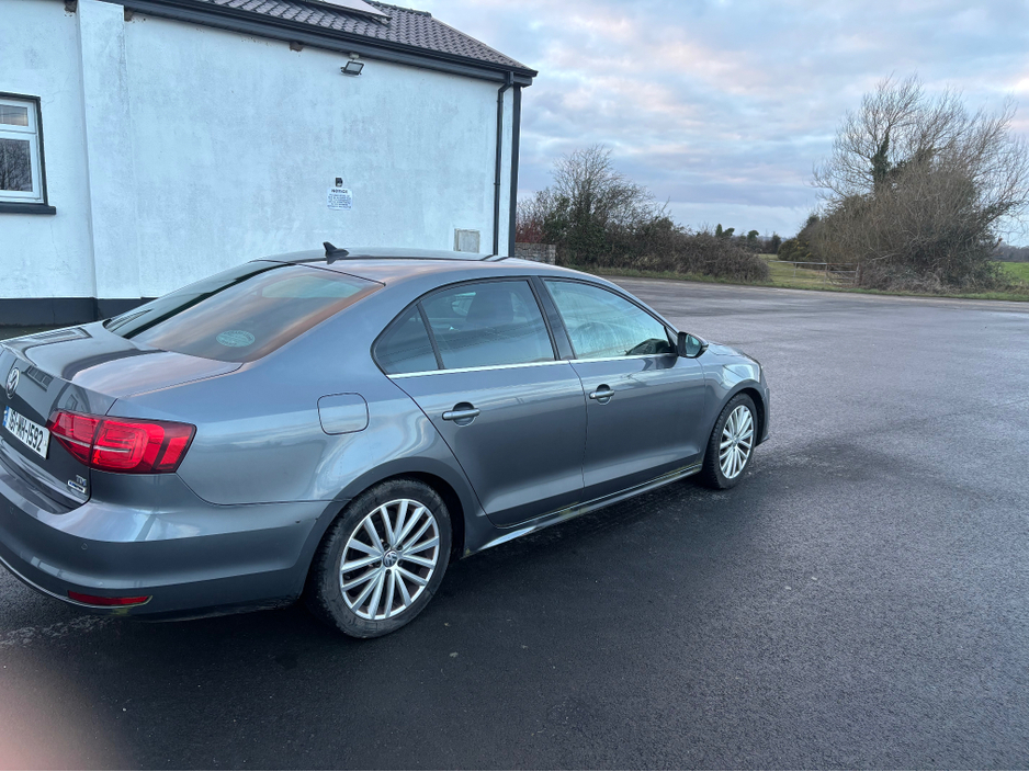 2016 Volkswagen Jetta HIGHLINE 2.0 TDI MANUAL 5SPEED 110BHP 4DR €12,500
