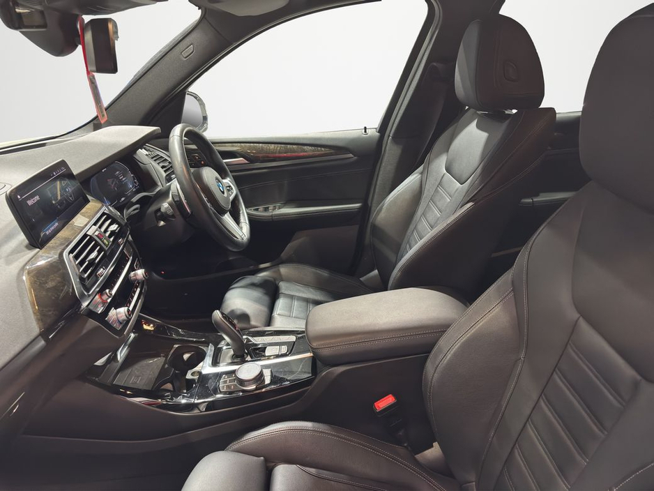 2021 BMW X3 “The nicest X3 you’ll find — hybrid power, M Sport presence, only 25, 000km.” ? €45,888