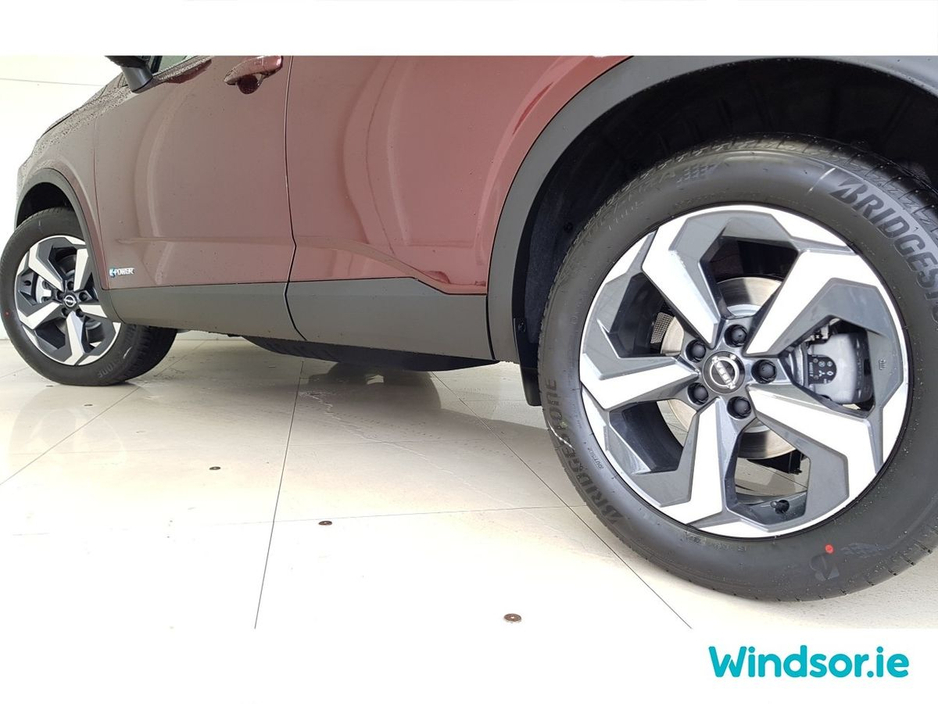 2023 Nissan Qashqai E-POWER SV PREMIUM €3000 Scrappage Offer €36,495