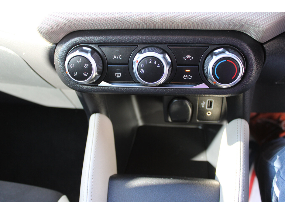 2019 Nissan Micra - image 19