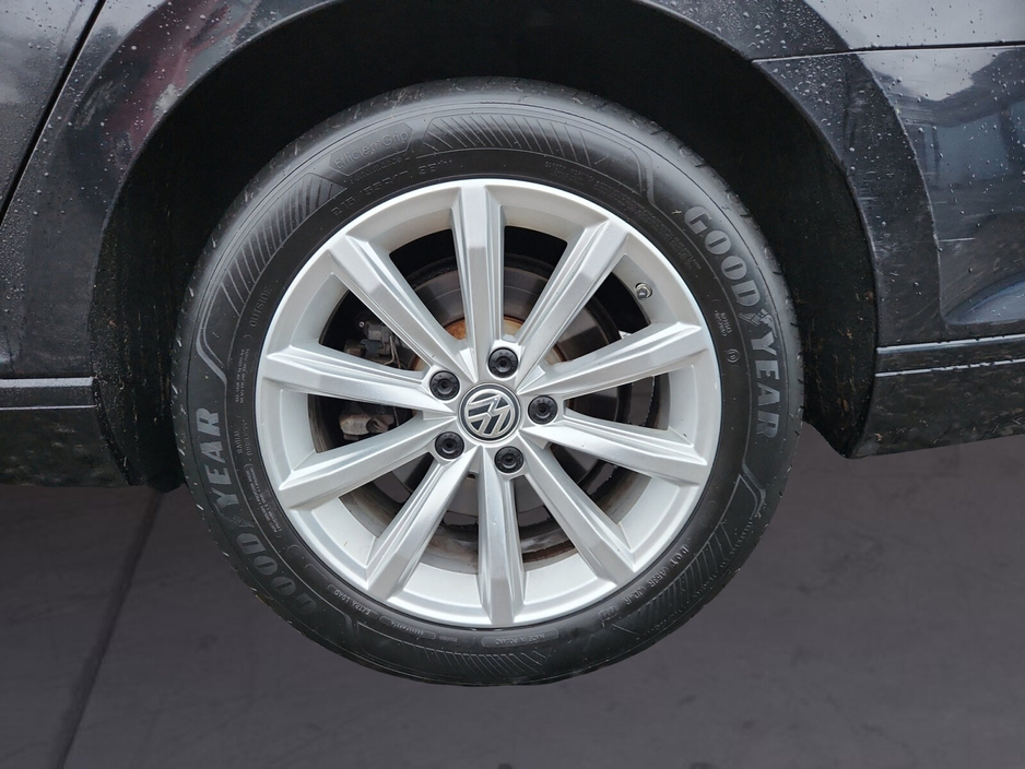 2020 Volkswagen Passat 1.6 TDI 120HP Business DSG €18,900