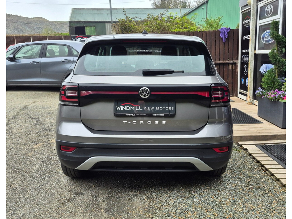 2020 Volkswagen T-Cross - image 8