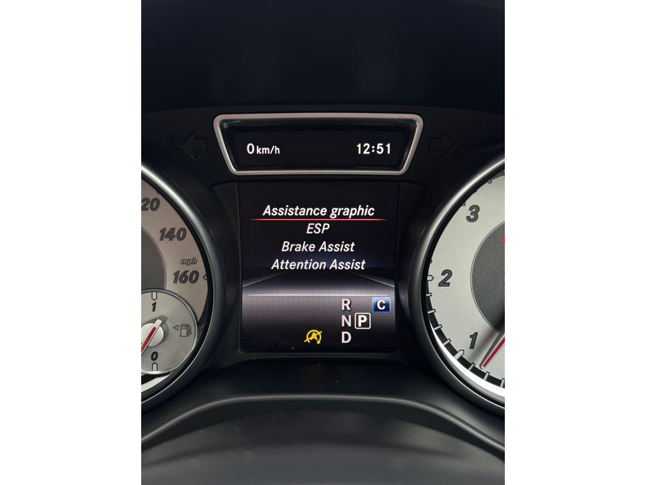 2016 Mercedes-Benz GLA Class - image 32