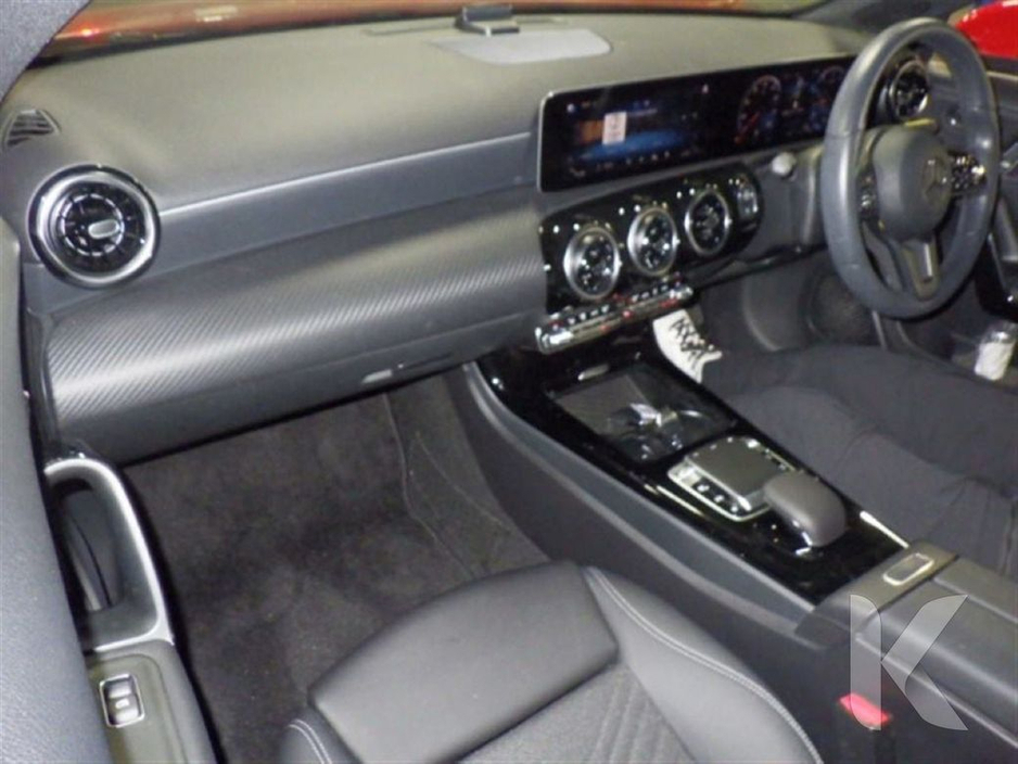 2020 Mercedes-Benz A Class A180 STYLE - BLACK HALF LEATHER - FACTORY ALLOYS €26,950