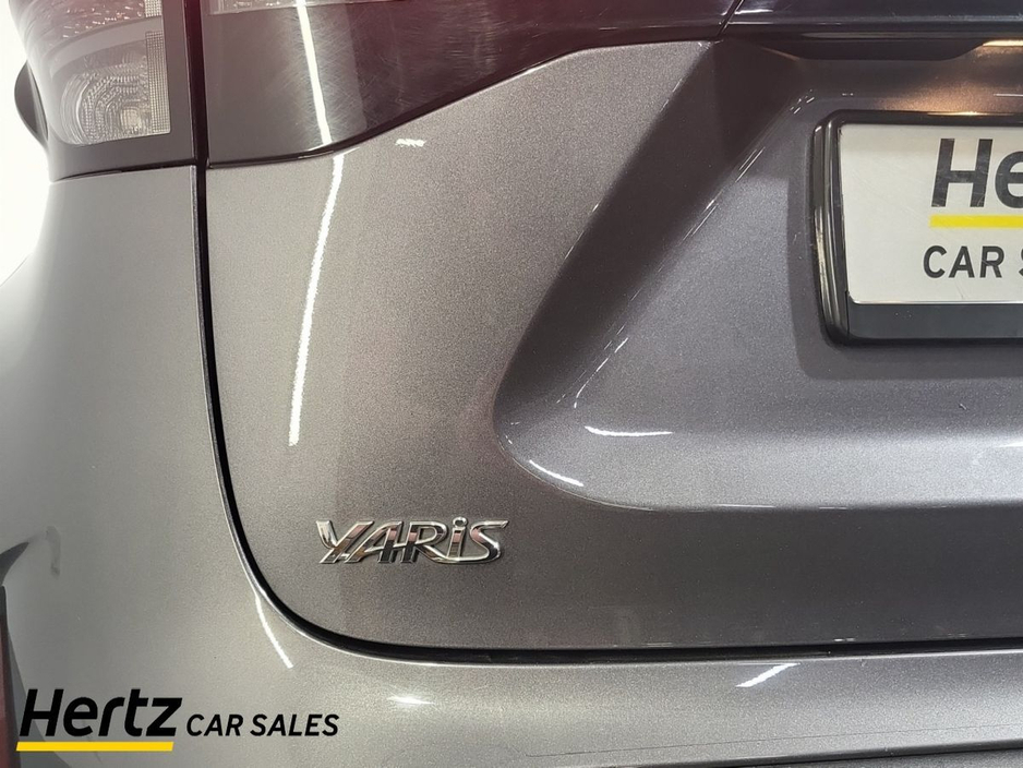 2023 Toyota Yaris Cross - image 11