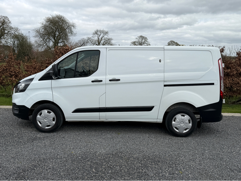 2019 Ford Transit Custom - image 6