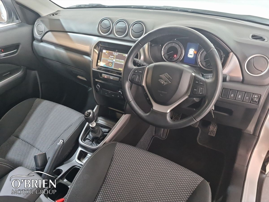 2020 Suzuki Vitara - image 6