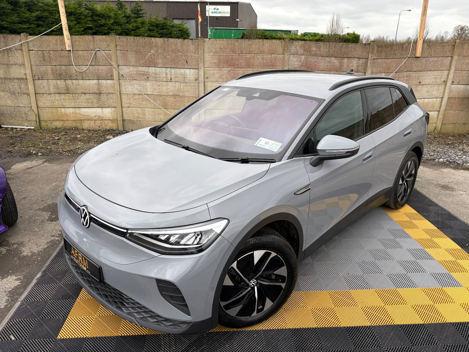 2023 Volkswagen ID.4 - image 2