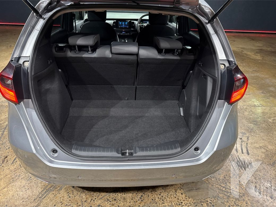 2023 Honda Fit - image 12