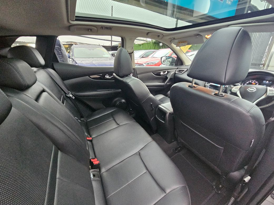 2017 Nissan Qashqai - image 13