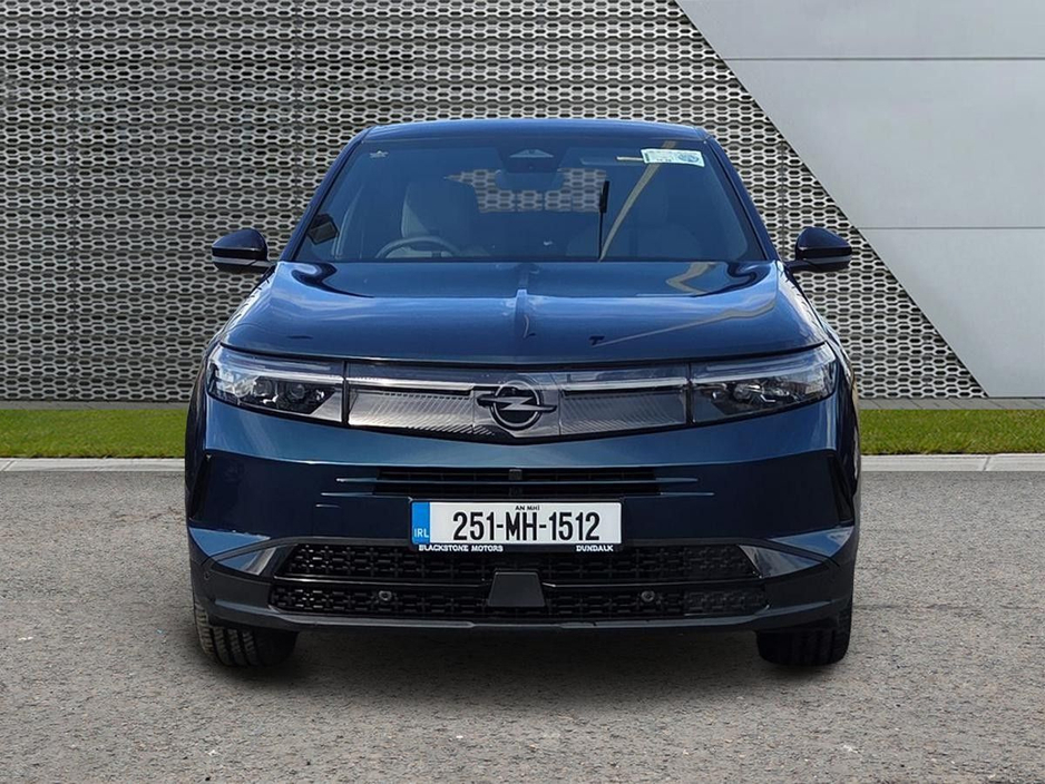 2025 Opel Grandland - image 7