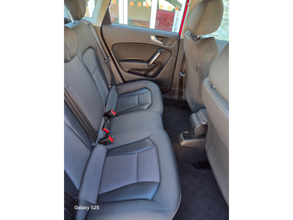 2017 Audi A1 - image 19