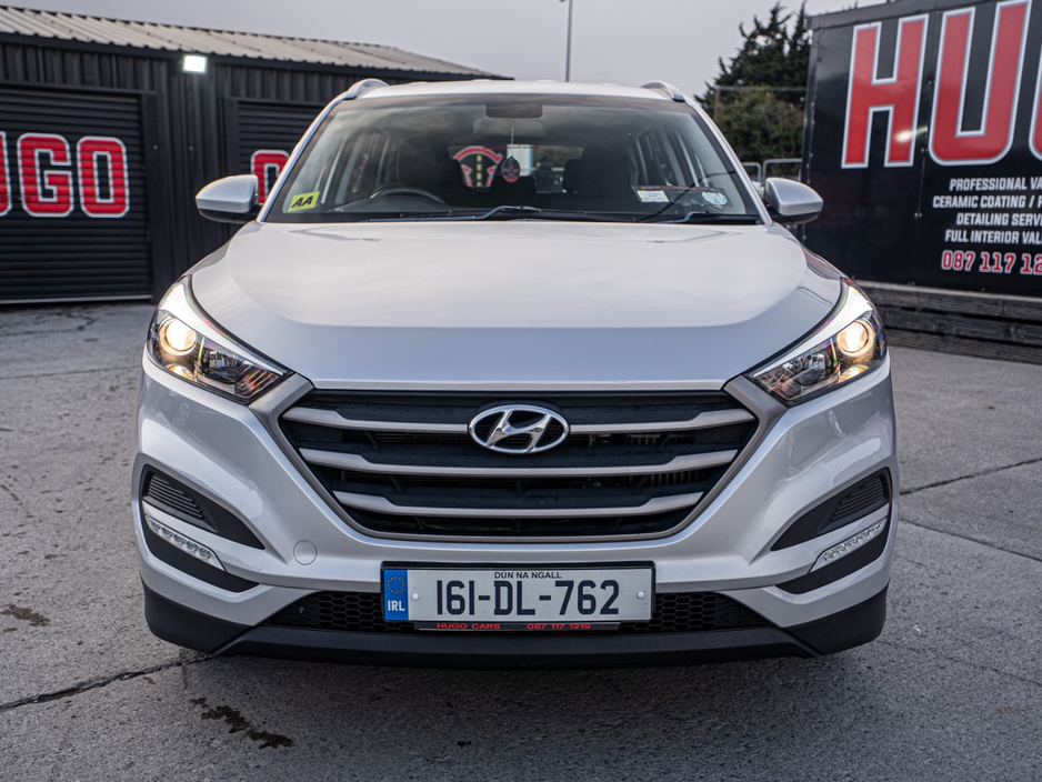 2016 Hyundai Tucson - image 10