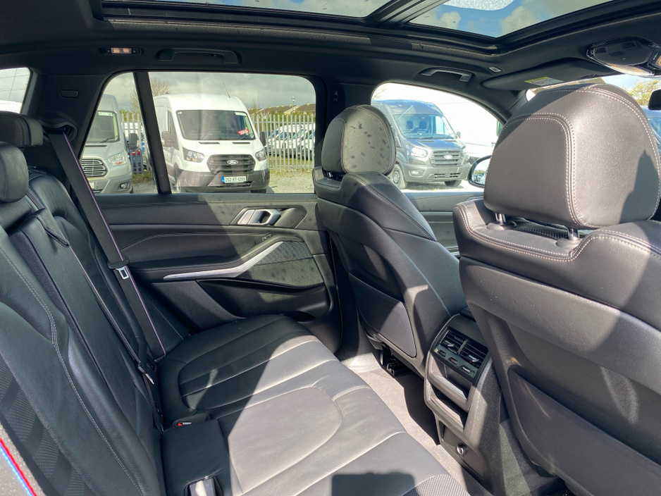 2021 BMW X5 - image 27