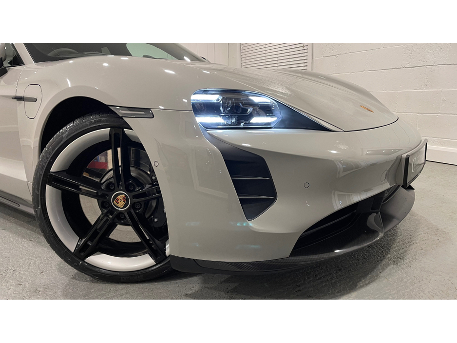 2023 Porsche Taycan GTS PERFORMANCE PLUS 4WD**600 BHP***25000 EURO WORTH OF EXTRAS***PREMIUM CARS IN THE NORTH EAST*** €89,950