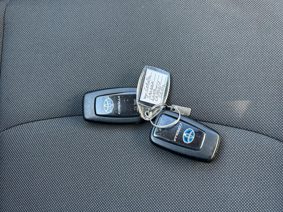 2020 Toyota Corolla - image 8