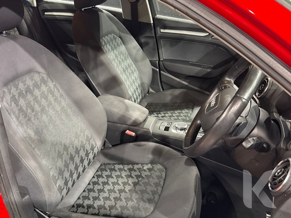 2015 Audi A3 SALOON AUTOMATIC 1.4L TFSI - A/C HEATING CONTROLS - REVERSE CAMERA - CRUISE CONTROL - UPGRADED ALLOY WHEELS €15,950