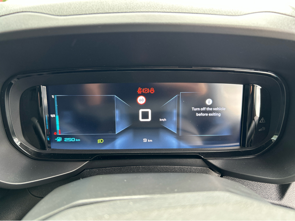 2026 Citroen Berlingo - image 11