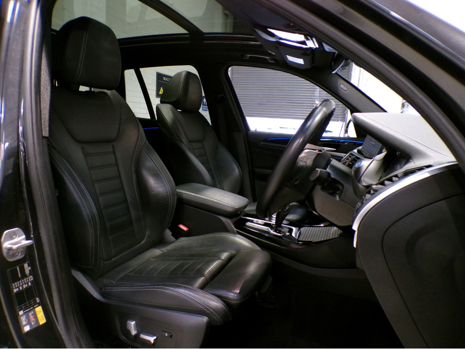 2022 BMW iX3 - image 10