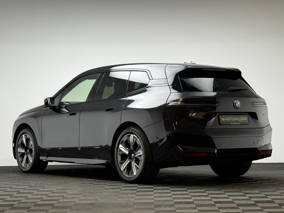 2023 BMW iX - image 5