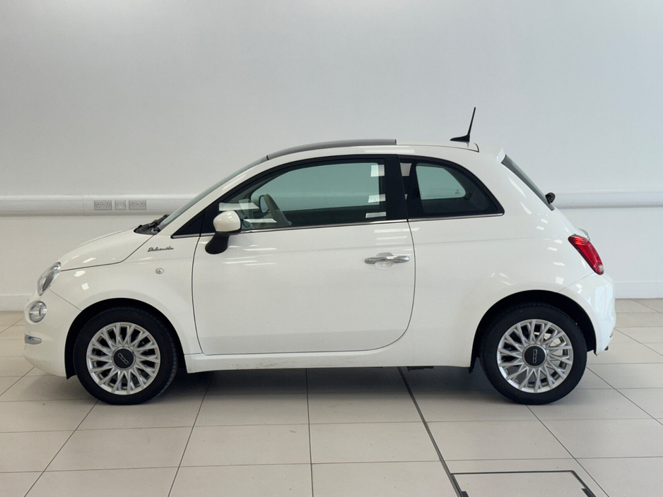 2022 Fiat 500 - image 3