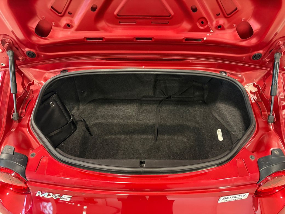 2016 Mazda MX-5 1.5 SPORT MANUAL=LOW MILES//HUGE SPEC=FULL SERVICE HISTORY=162 REG=ONLY €280 ANNUAL ROAD TAX//TAILORED FINANCE PACKAGES AVAILABLE=TRADE INS WELCOME €19,995