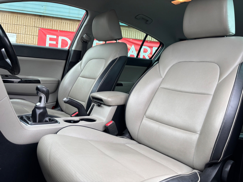 2019 Kia Sportage - image 8