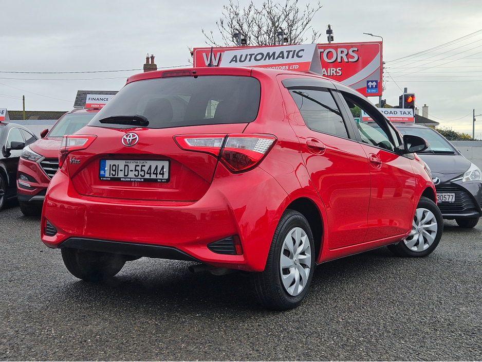 2019 Toyota Yaris - image 9
