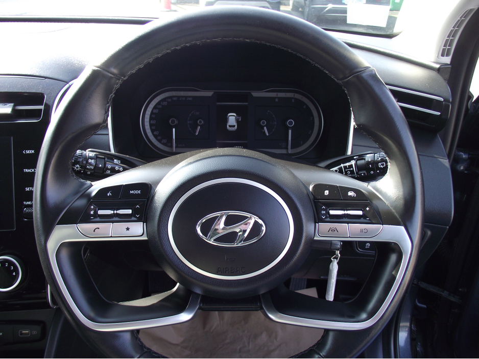 2022 Hyundai Tucson - image 11