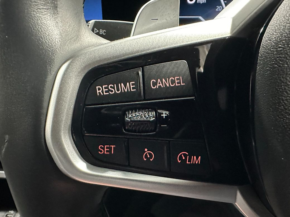 2025 BMW 3 Series - image 16