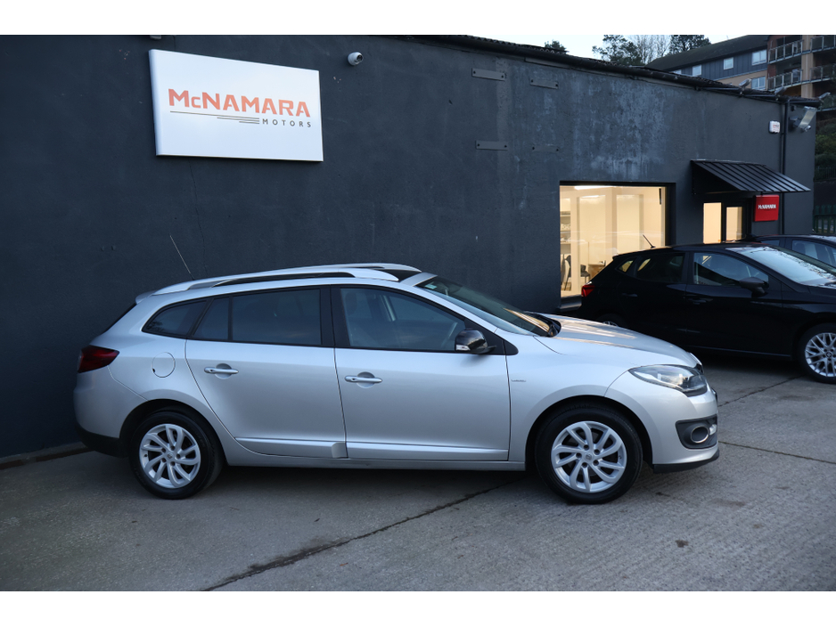 2015 Renault Grand Megane ESTATE LIMITED EDITION New Tyres, Timing Belt &  12 Month NCT! €7,495